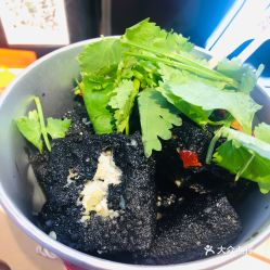 黑色經典臭豆腐 坡子街特產局店 的長沙臭豆腐好不好吃 用戶評價口味怎么樣 長沙美食長沙臭豆腐實拍圖片 大眾點評